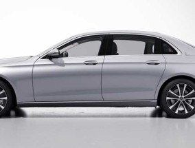 奔驰e300l油耗实际多少 奔驰e300l后视镜怎么调