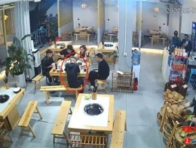 男子多次请朋友吃饭后逃单获刑 构成诈骗：网友直呼处罚力度太狠！
