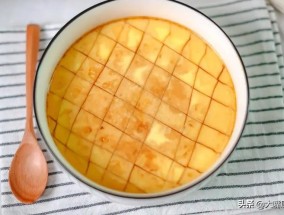​蒸蛋要多久最合适（鸡蛋羹加冷水还是温水？蒸多久？教你做法，细腻爽滑，比豆