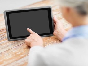 ​苹果电脑开机黑屏无法唤醒 macbook黑屏无法唤醒怎么办
